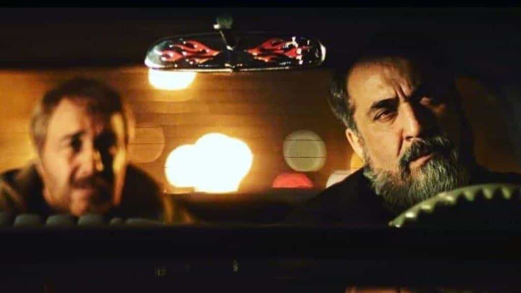نقد و بررسی فیلم روشن محصول سال 2021 | چی‌بینو