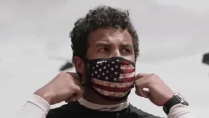 نقد و بررسی سریال نژاد: بوبا والاس محصول سال 2022 | چی‌بینو