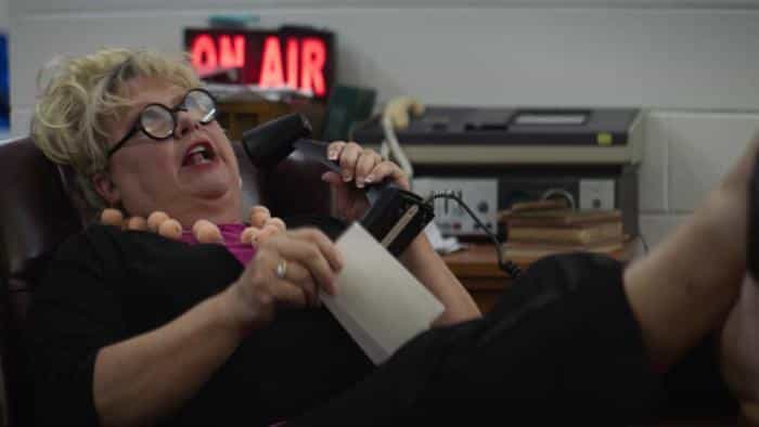 نقد و بررسی فیلم در مرکز توجه محصول سال 2023 | چی‌بینو