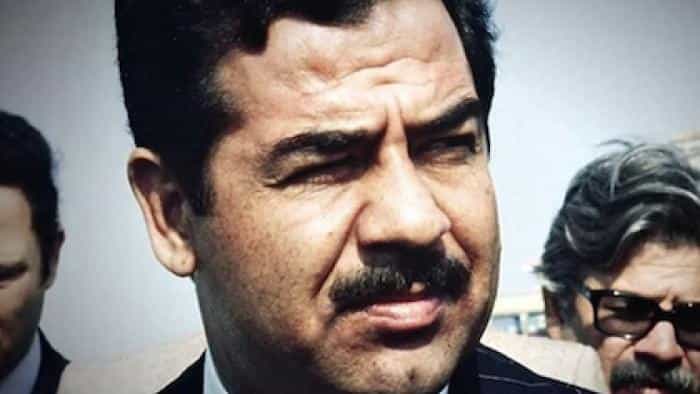 نقد و بررسی سریال چگونه دیکتاتور شویم (2021) | چی‌بینو