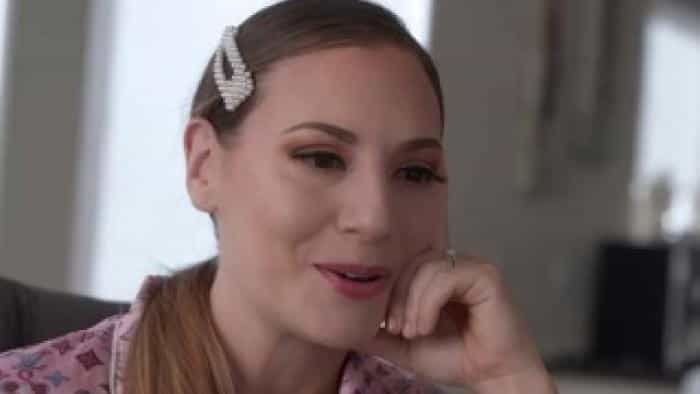 نقد و بررسی فیلم سیرک دو سولئه: بدون تور (2022) | چی‌بینو