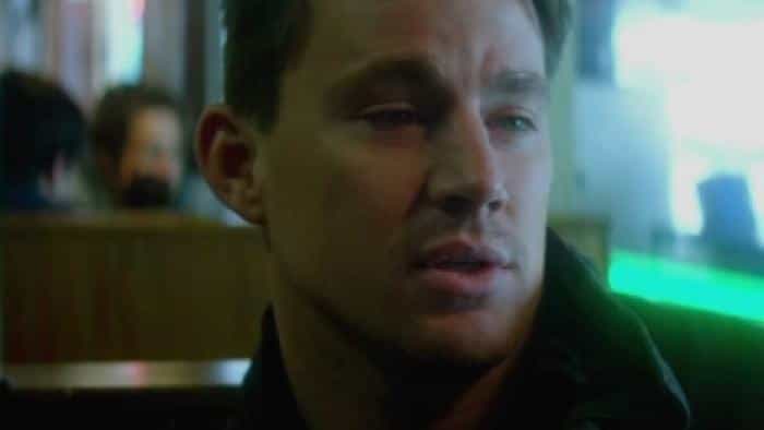 نقد و بررسی فیلم از کنترل خارج شدن محصول سال 2011 | چی‌بینو