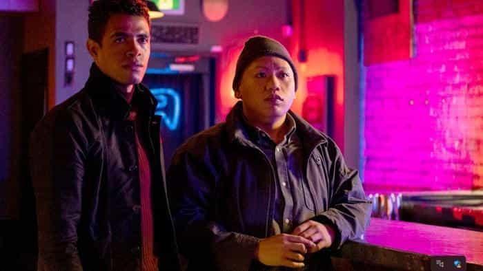 نقد و بررسی سریال رجینالد خون‌آشام محصول سال 2022 | چی‌بینو