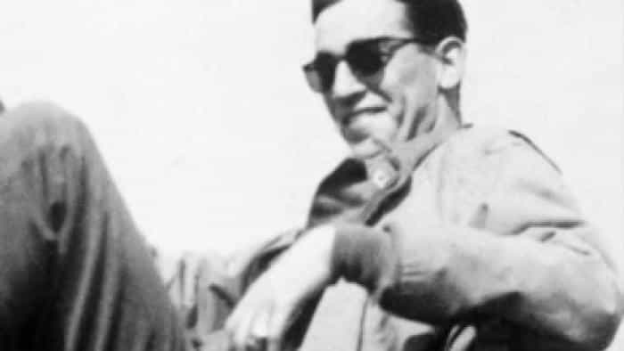 نقد و بررسی فیلم ج. د. سالينجر محصول سال 2013 | چی‌بینو