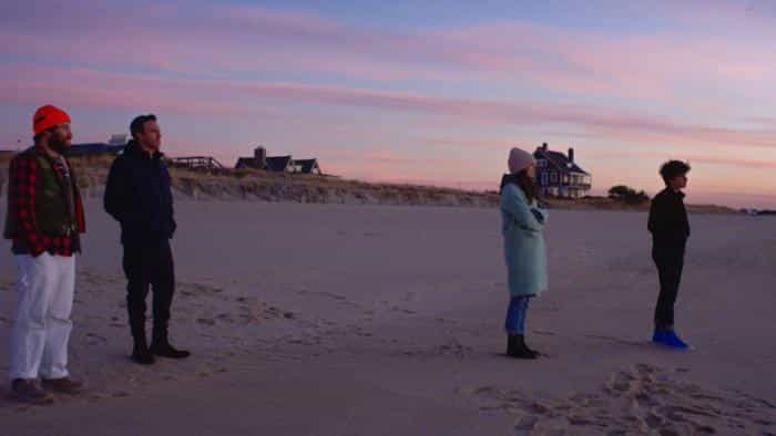 نقد و بررسی فیلم چه کسی چارلی را دعوت کرد؟ (2022) | چیبینو