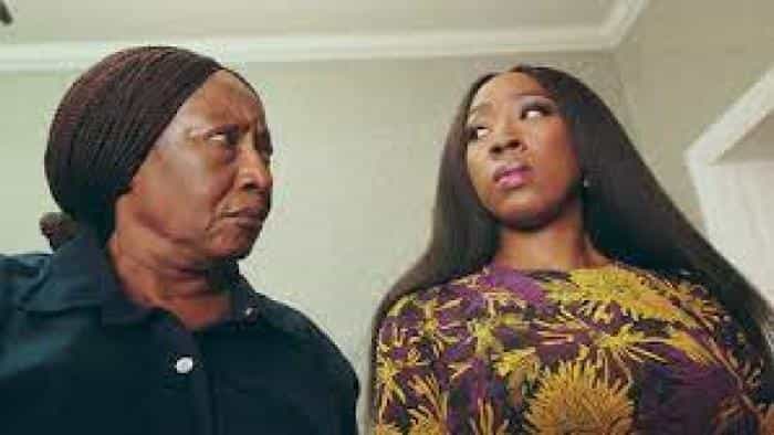 نقد و بررسی فیلم پدربزرگ ۲: ورشکسته شدن (2022) | چی‌بینو