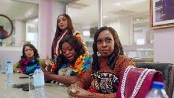 نقد و بررسی فیلم پدربزرگ ۲: ورشکسته شدن (2022) | چی‌بینو