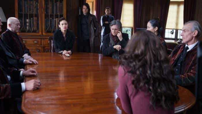 نقد و بررسی فیلم آکادمی خون‌آشامان محصول سال 2014 | چی‌بینو