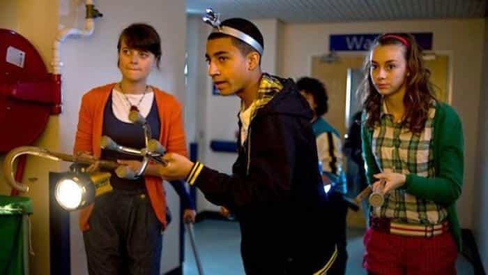 نقد و بررسی سریال راز اسپارتیکل محصول سال 2011 | چی‌بینو