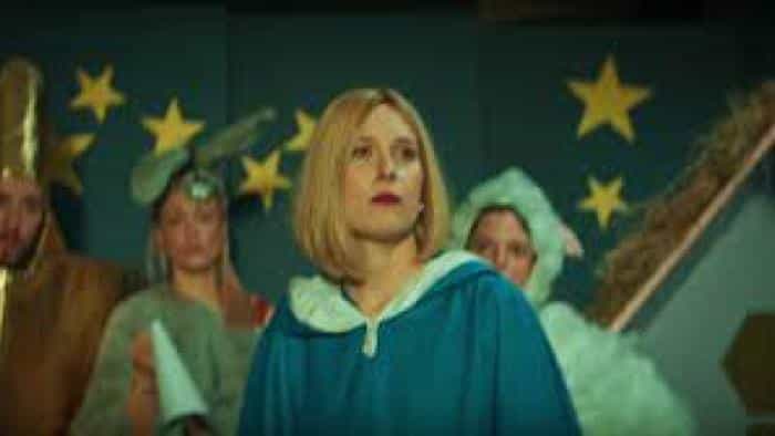 نقد و بررسی فیلم یک شب در مهدکودک محصول سال 2022 | چی‌بینو