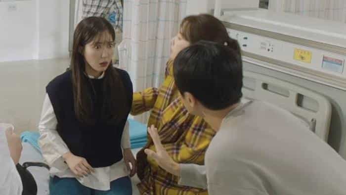 نقد و بررسی سریال ووری باکره محصول سال 2022 | چی‌بینو