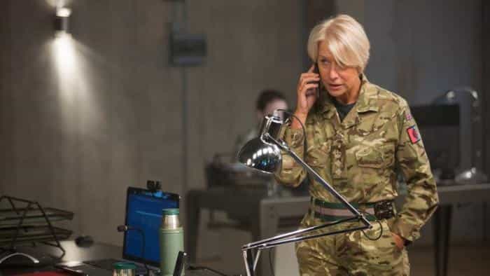 نقد و بررسی فیلم چشم آسمان ناظر محصول سال 2015 | چی‌بینو