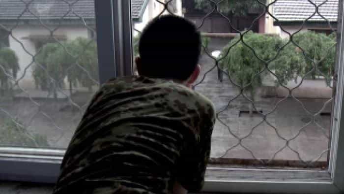 نقد و بررسی فیلم وب معتاد محصول سال 2013 | چی‌بینو