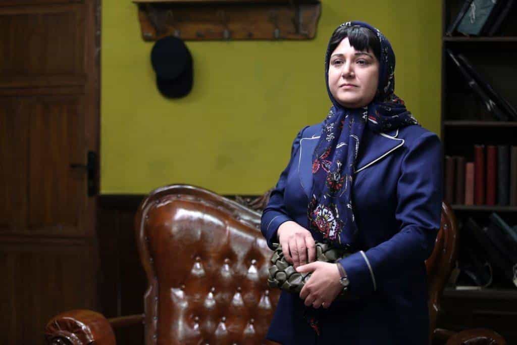 نقد و بررسی سریال شبکه مخفی زنان محصول سال 2022 | چی‌بینو