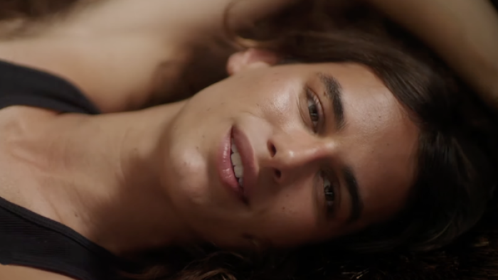 نقد و بررسی سریال رشد و پیشرفت محصول سال 2022 | چی‌بینو