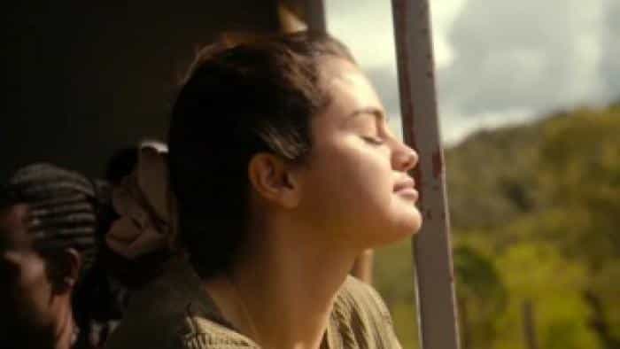 نقد و بررسی فیلم سلنا گومز: ذهن و من (2022) | چیبینو