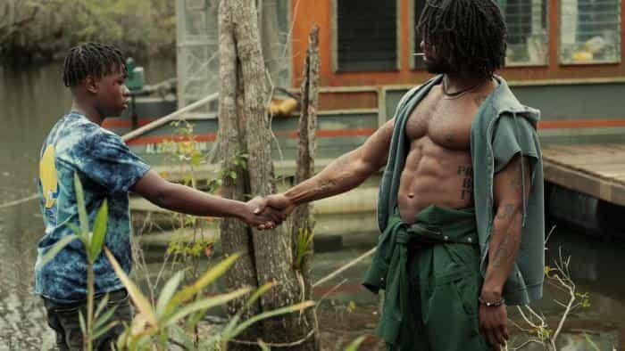 نقد و بررسی فیلم بروسر لعنتی محصول سال 2022 | چی‌بینو