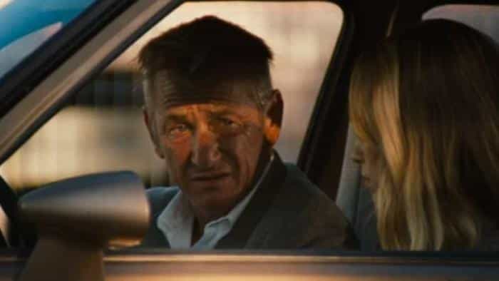 نقد و بررسی فیلم روز پرچم محصول سال 2021 | چیبینو