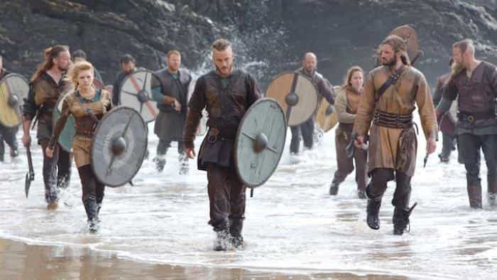 تماشای سریال وایکینگ‌ ها محصول سال 2013 | چی‌بینو