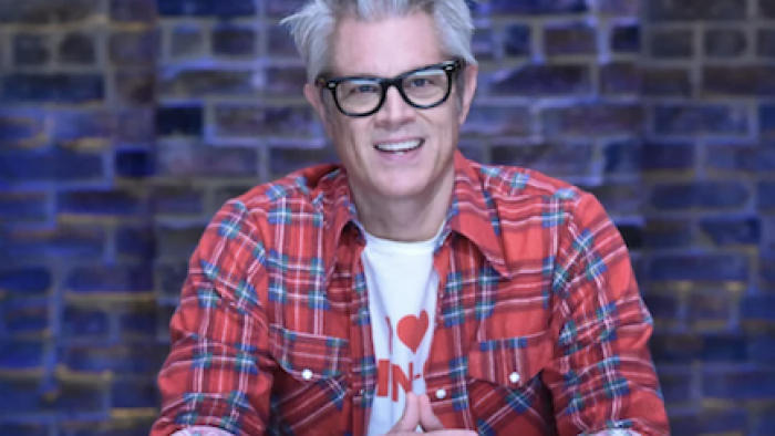 نقد و بررسی سریال هیئت شوخی محصول سال 2023 | چی‌بینو