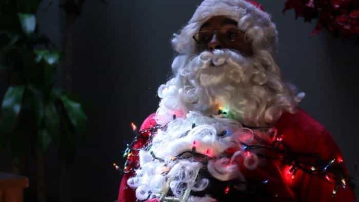 نقد و بررسی فیلم آنچه او برای کریسمس می‌خواهد (2012)