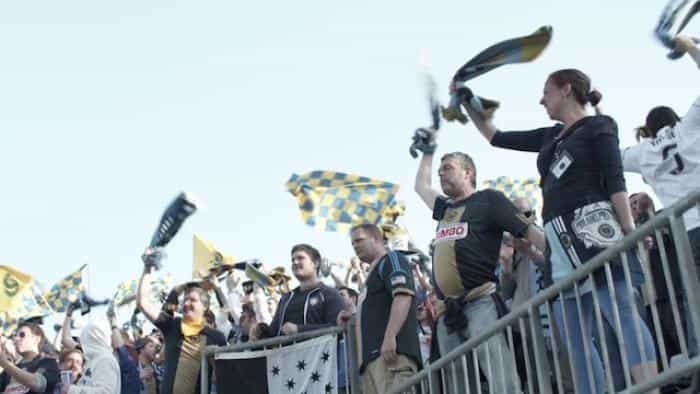 نقد و بررسی فیلم پسران بن محصول سال 2015 | چی‌بینو