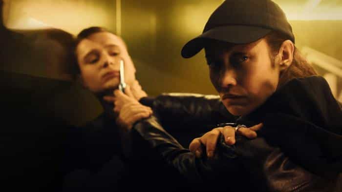 نقد و بررسی فیلم سنتینل محصول سال 2023 | چیبینو