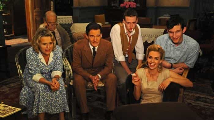 نقد و بررسی فیلم ملکه و کشور محصول سال 2014 | چی‌بینو