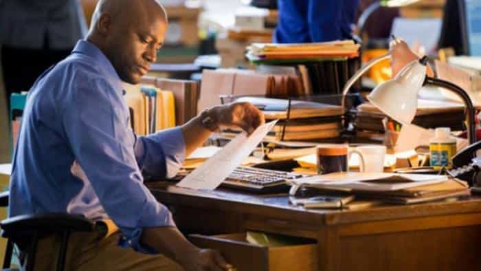 نقد و بررسی سریال قتل عمد محصول سال 2014 | چیبینو