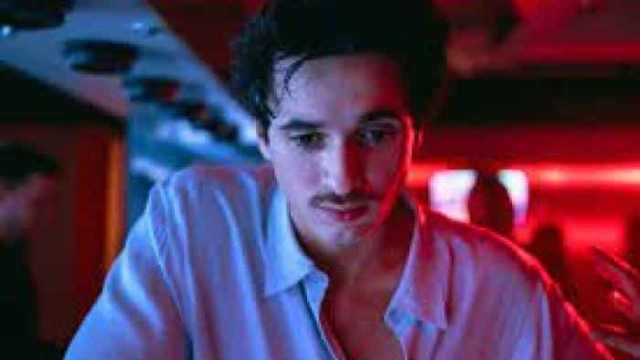 نقد و بررسی فیلم پسر رمزنگاری محصول سال 2023 | چیبینو