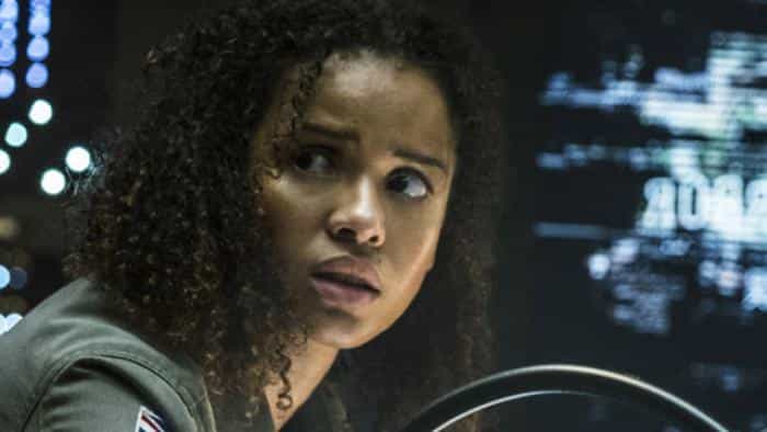 نقد و بررسی فیلم پارادوکس کلورفیلد محصول سال 2018 | چی‌بینو