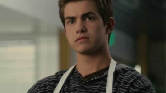 نقد و بررسی فیلم نور را به دیگران برسانید. (2015) | چی‌بینو