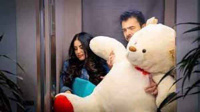 نقد و بررسی فیلم عشق به بلوغ است. محصول سال 2023 | چی‌بینو