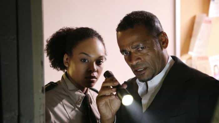 نقد و بررسی فیلم خرافات محصول سال 2023 | چی‌بینو