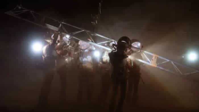 نقد و بررسی سریال ستارگان بر مریخ محصول سال 2023 | چی‌بینو