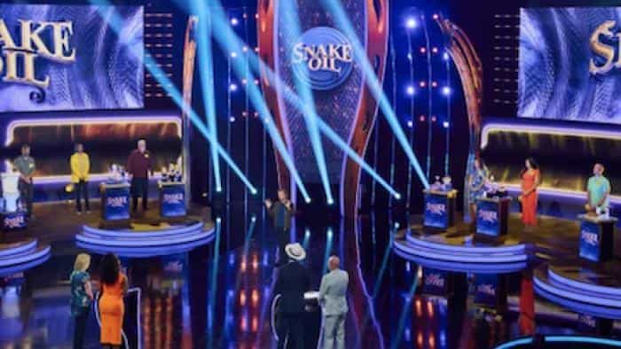 نقد و بررسی سریال روغن مار محصول سال 2023 | چی‌بینو
