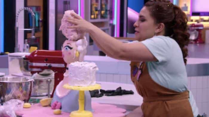 نقد و بررسی سریال شوق شکر: نقطه پخت محصول سال 2023 | چی‌بینو