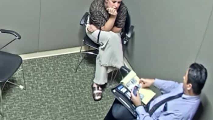 نقد و بررسی سریال عصر تاثیر محصول سال 2023 | چی‌بینو