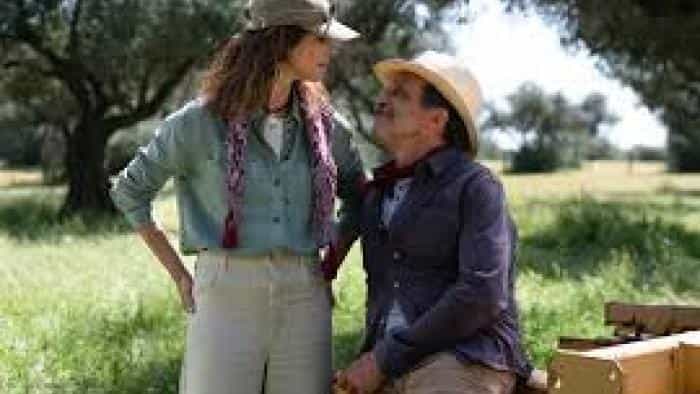 تماشای فیلم فامیلیا محصول سال 2023 | چیبینو