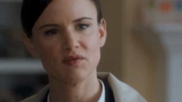 نقد و بررسی فیلم رازها و دروغ‌ها محصول سال 2023 | چی‌بینو