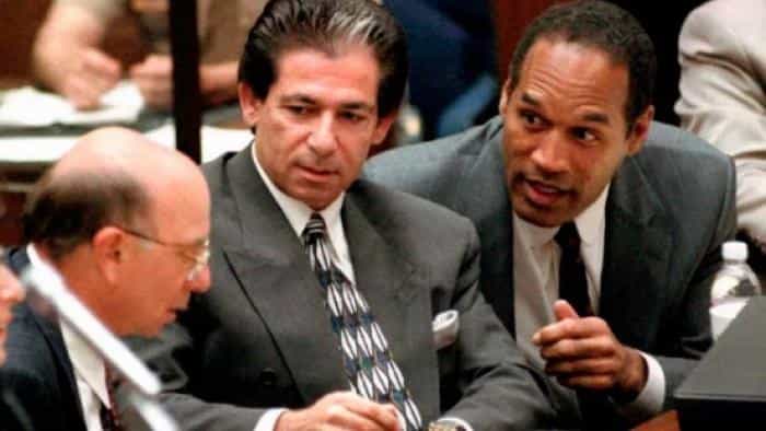 نقد و بررسی سریال به دهه ۹۰ برگردیم. (2023) | چی‌بینو