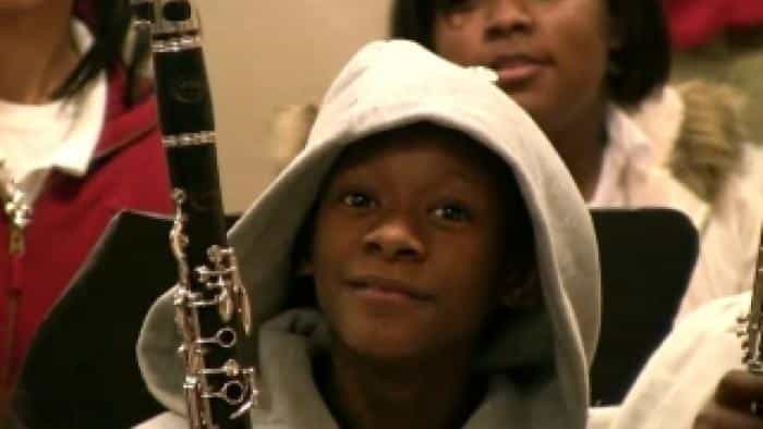 نقد و بررسی فیلم کلان‌شهر پرتلاطم محصول سال 2013 | چی‌بینو