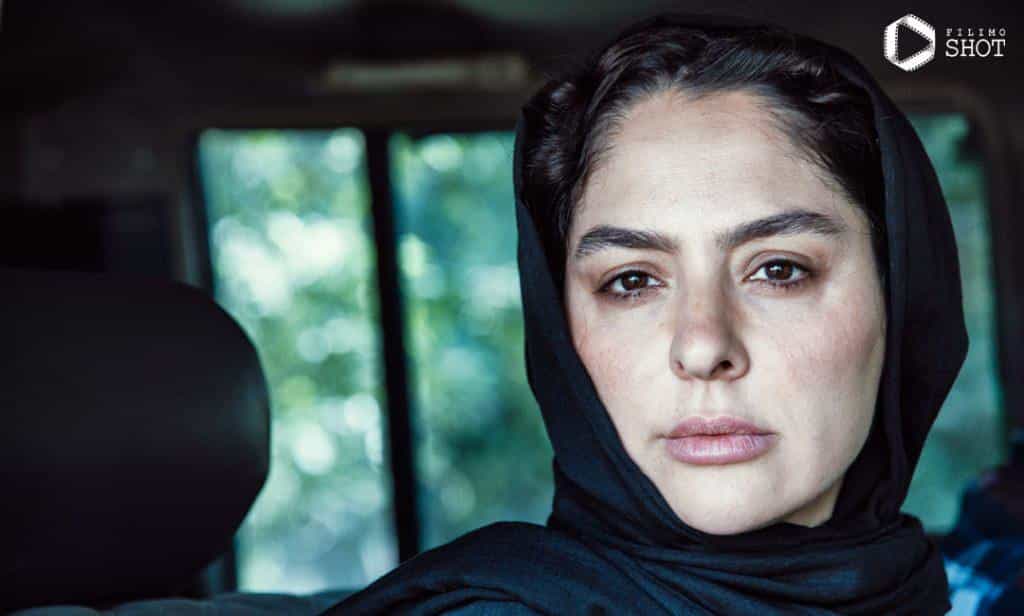 نقد و بررسی فیلم در آغوش درخت محصول سال 2023 | چی‌بینو