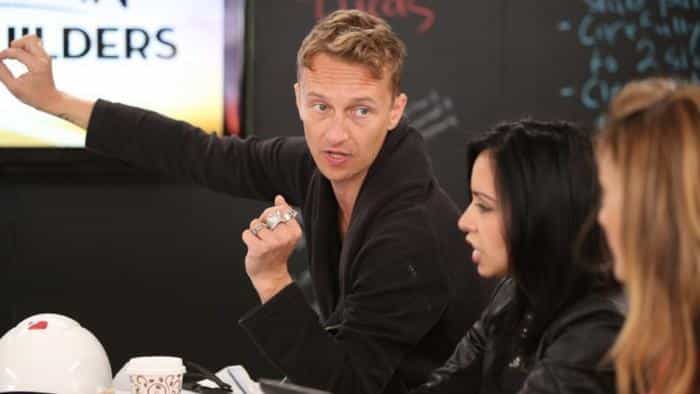 نقد و بررسی سریال سازندگان رؤیای آمریکایی (2014) | چی‌بینو