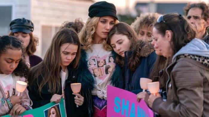 نقد و بررسی فیلم دختران گمشده محصول سال 2020 | چی‌بینو