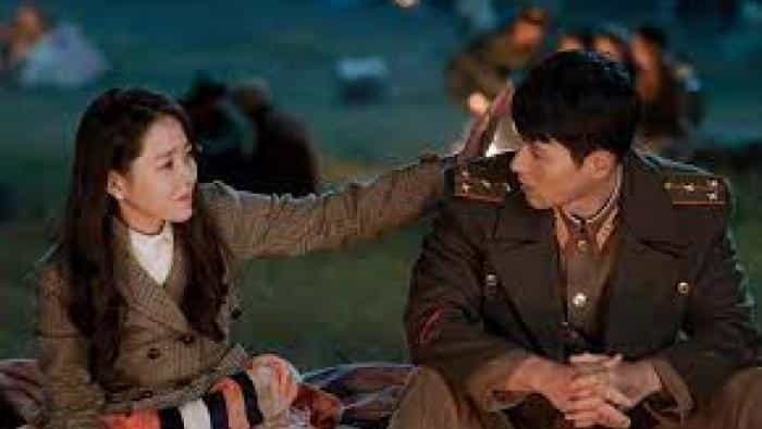 نقد و بررسی فیلم سقوط اضطراری در کنار تو:...(2023) | چی‌بینو