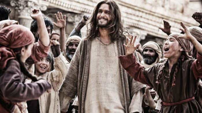 نقد و بررسی فیلم فرزند خدا محصول سال 2014 | چی‌بینو