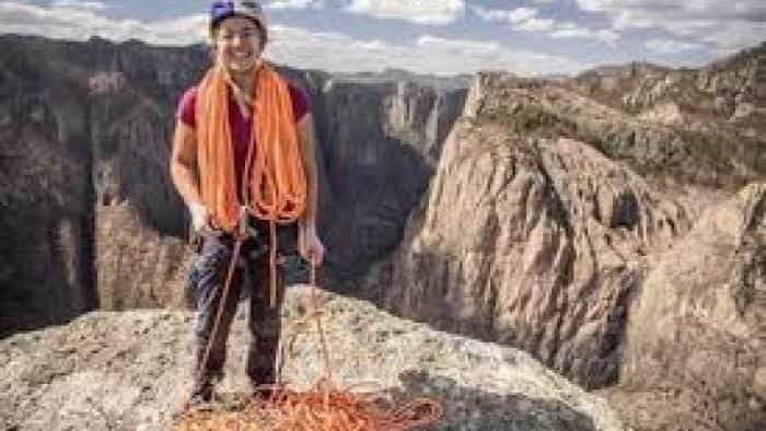 نقد و بررسی فیلم اینجا برای صعود محصول سال 2024 | چی‌بینو