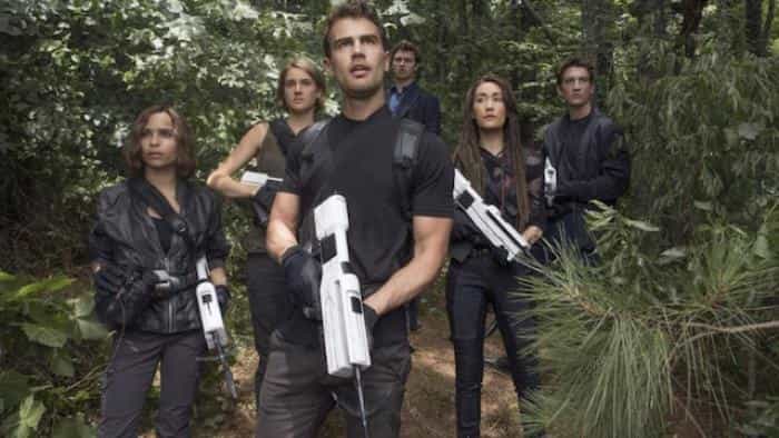 نقد و بررسی فیلم وفادار محصول سال 2016 | چی‌بینو