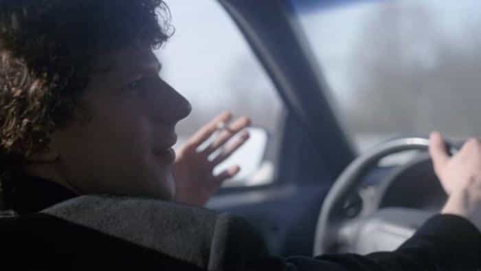 نقد و بررسی فیلم پایان سفر محصول سال 2015 | چی‌بینو